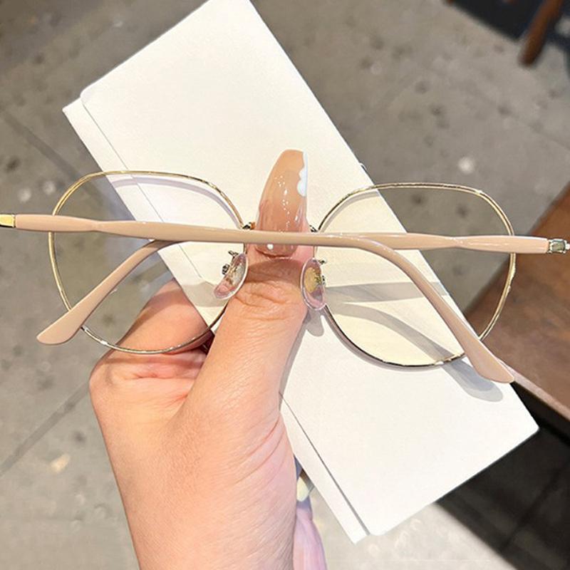 Anti Blue Light Blocking Glasses Ladies Myopia Glasses Ultralight Eyeglasses Metal Large Frame For Women