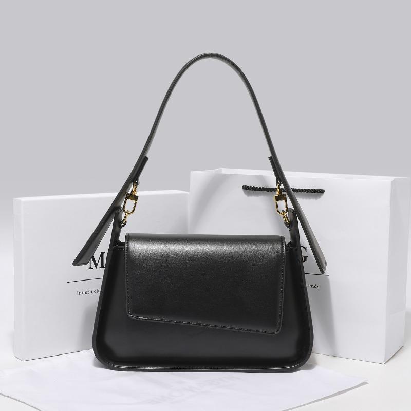 

Leather high-end women s bag new underarm bag messenger bag small bag women s versatile gift handbag