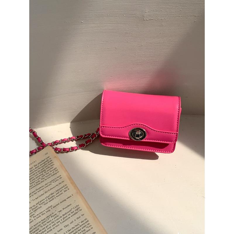 

Новая сумка-ракушка, маленькая квадратная сумка, женская модная милая мини-сумка-цепочка для помады, нишевый дизайн, сумка-мессенджер розы красного