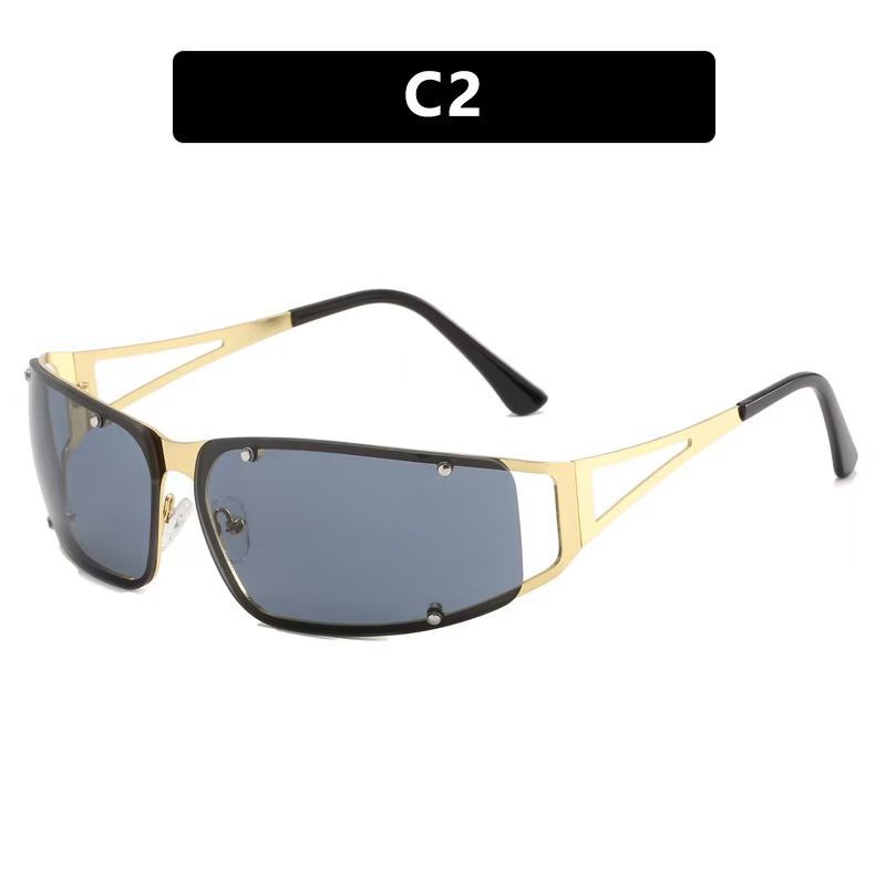 and American style, future technology sense, silver Y2K diamond-encrusted sunglasses, retro Spice Girl sunglasses, high-end street photography woman -