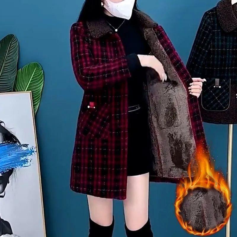 

Женское клетчатое пальто Клетчатое Зимнее Куртка для мамы Карманы Воротник Пальто средней длины Пальто для женщин среднего возраста XXXL красный