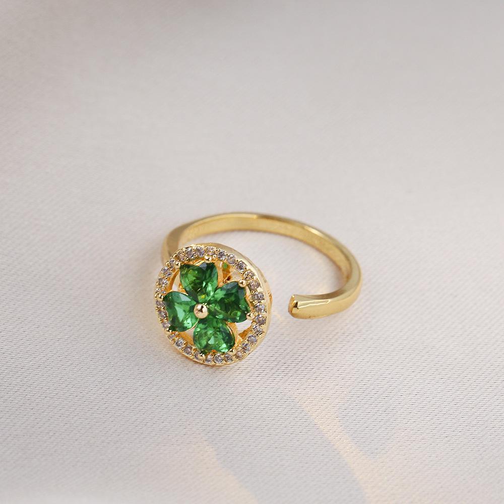 Emerald Rotating Ring Necklace: Japanese & Korean Style Zircon Titanium Steel Clavicle Chain