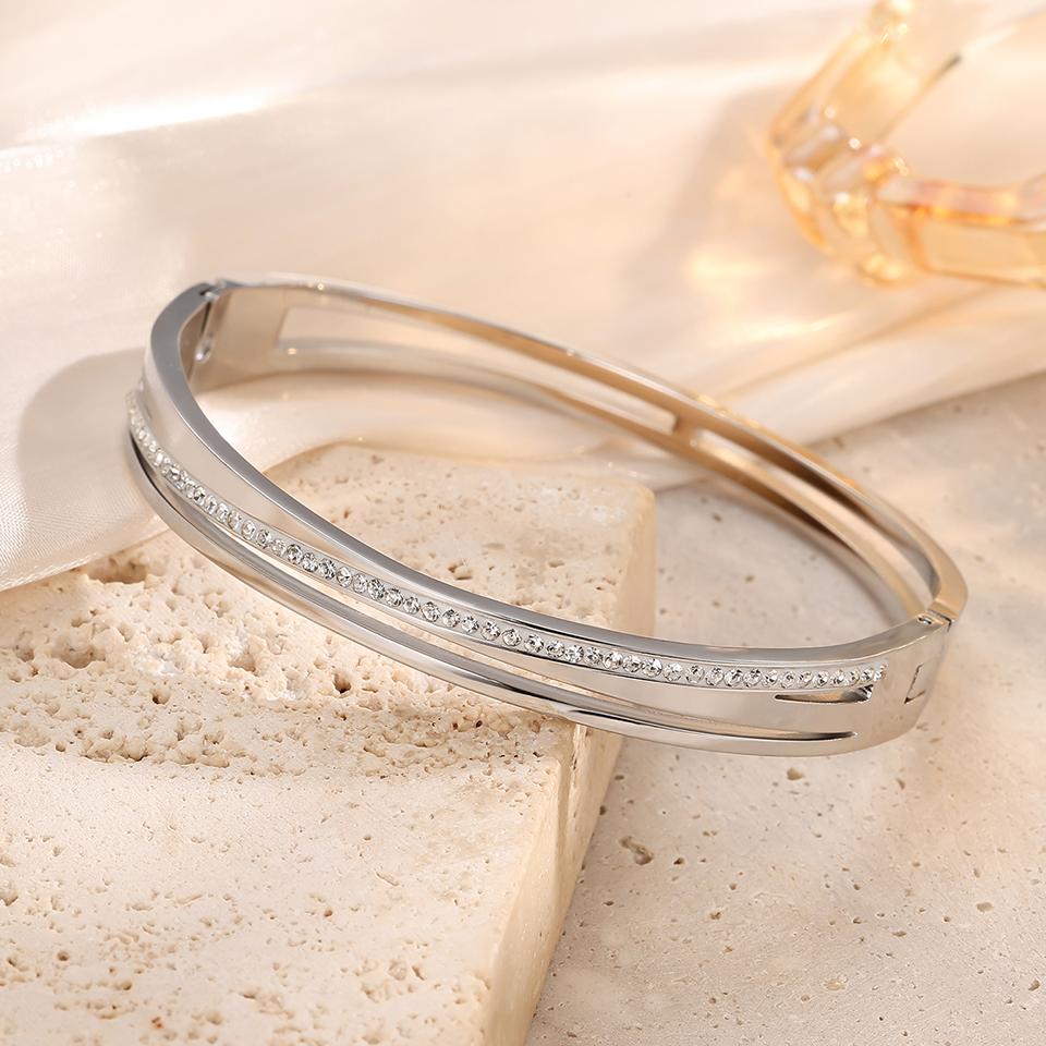 Htpwe Stainless Steel Multi-layer Glossy Zirconium Hollow Bracelet Women's Plated 18k Couple Holiday Gift Bracelet Daily Zircon