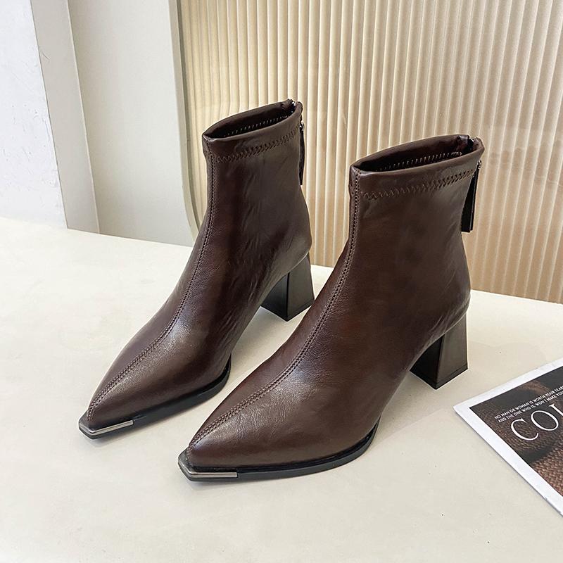 Designer Black Ankle Boots Autumn French Retro Pointed Toe High Heel Chelsea Boots Metal Decoration Designer Short Booties