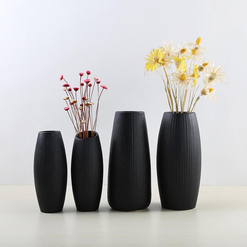Moderne Kreative Klassische Schwarze Keramikvase Retro Vase Behälter Einfache Europäische Handgefertigte Handwerkskunst Heimdekoration LBS