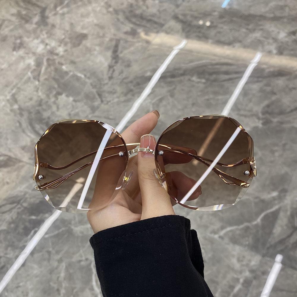 

Vintage Borderless Polygon Sunglasses Women s Brand Designer Metal Sun Glasses Women Outdoor Travel Eyewear UV400