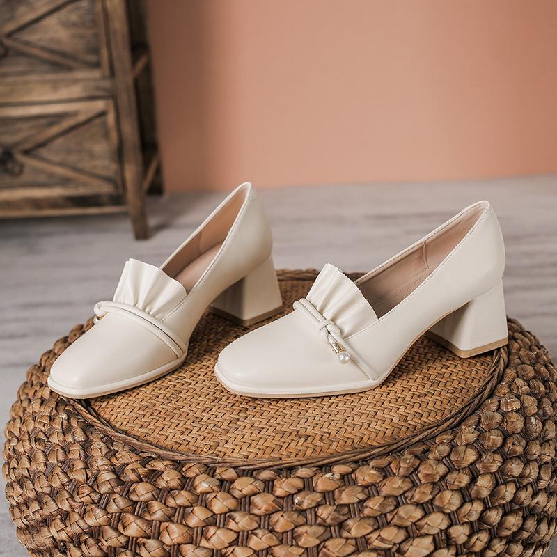 

Невысокие каблуки модные средний каблук толстый каблук профессиональная работа 40 абрикосовый