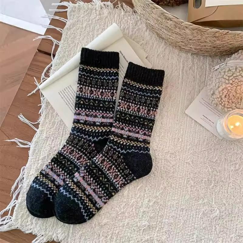 New Fair Island Retro Contrasting Striped Wool Socks Children Autumn And Winter Thickened Warm Net Red Outer Wear Stockings
