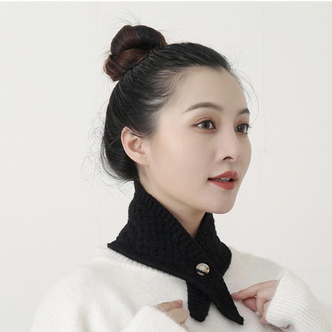 

Жіночий в язаний вовняний снуд у корейському стилі - Теплий шарф-манишка на ґудзиках