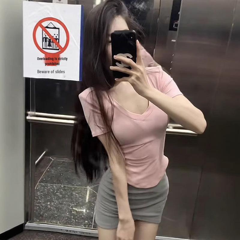 

Women s Slim-Fit V-Neck Short-Sleeve T-Shirt – Sweet & Spicy Summer Design Extra Large білий