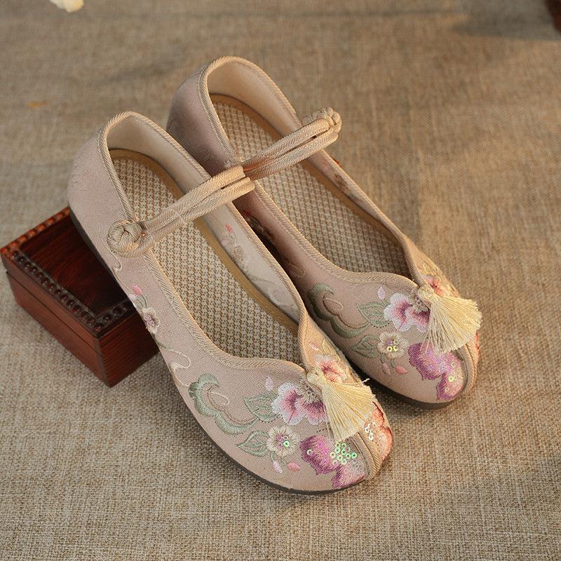 Old Beijing Cloth Shoes, Ancient Style Embroidery, Shallow Mouth, Breathable, Versatile Casual Shoes, Ethnic Style Embroidered Shoes