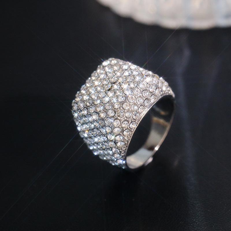 Ofertas Hip Hop Style Trendy Men Rings Copper Ring Iced Out Bling Pave Cubic Zirconia Geometry Ring Charms