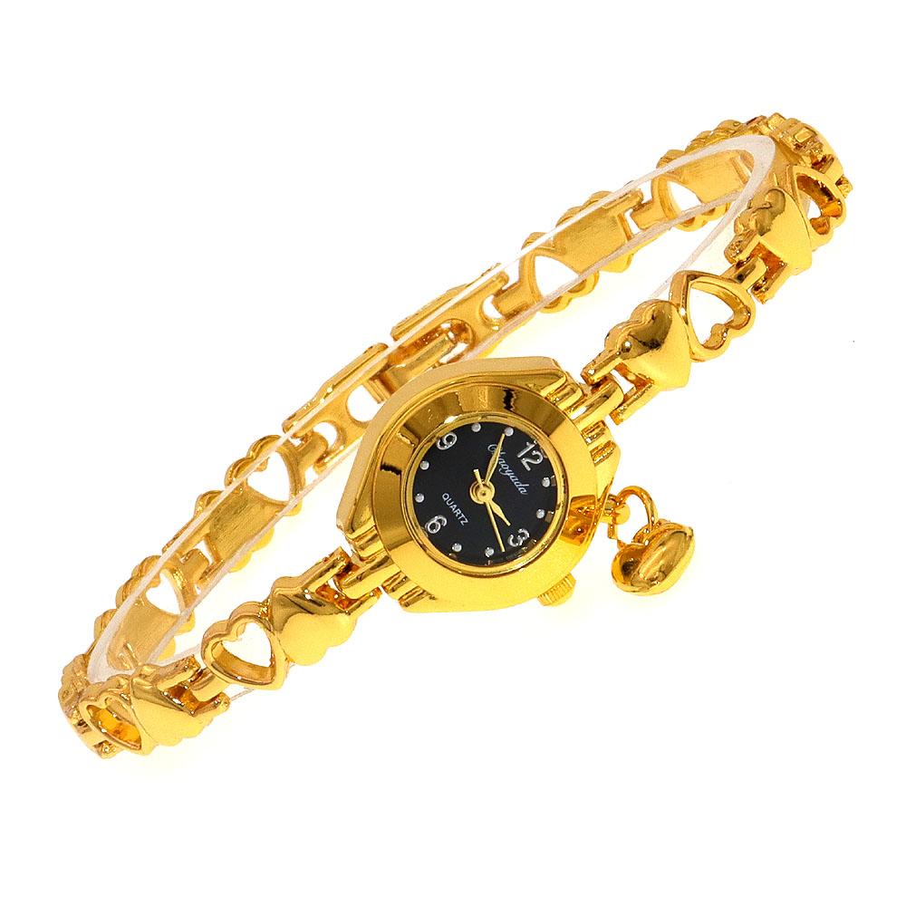 Cute Women's Fashion Small Dial Quartz Bracelet Wrist Watch New Arrival with Heart Pendant Ladies Watch