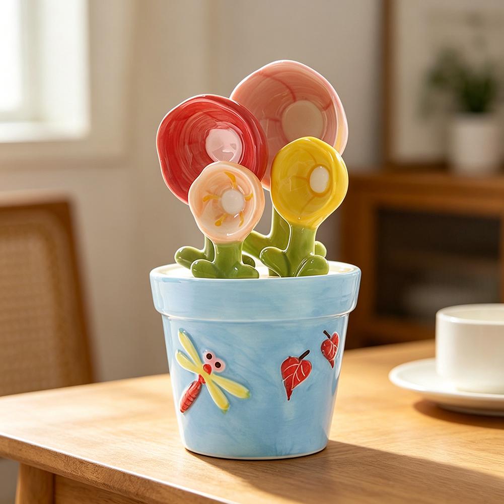 Kawaii Flower Ceramic Soup Spoon Cute Korean Ice Cream Hand Painted Coffee Dessert Long Handle Spoon Kitchen Accessories
