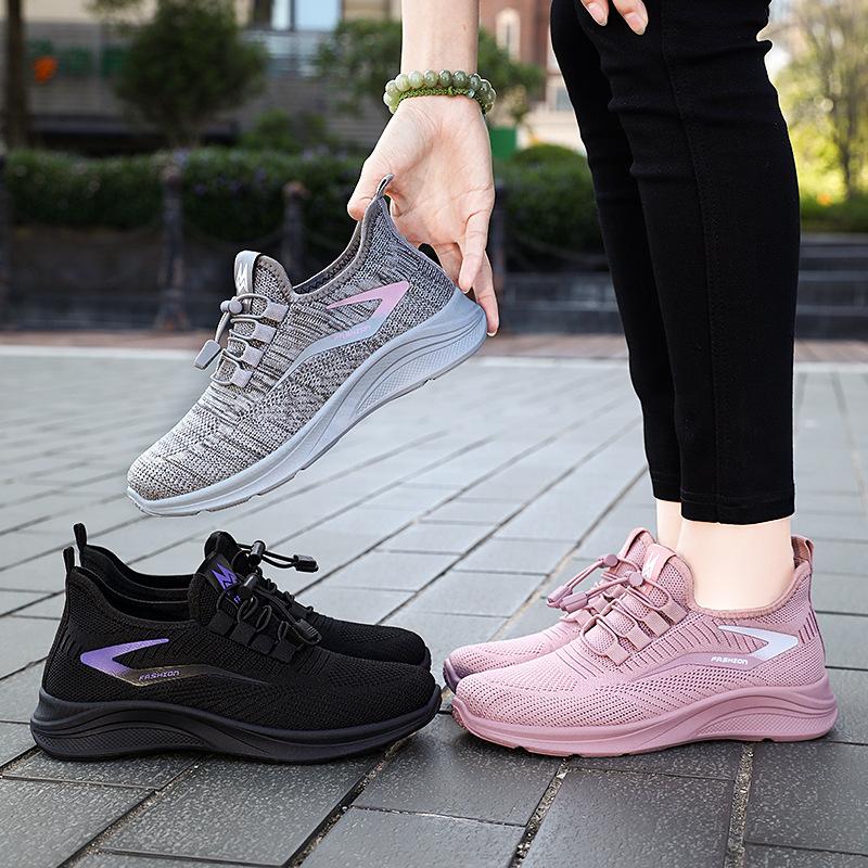 Women's Sports Shoes, New Spring Style, Fly-knit Breathable Casual Shoes, Soft Sole, Comfortable for Running, Fashionable Single Shoes