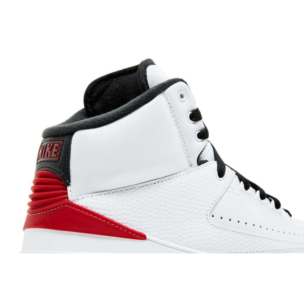 Air Jordan 2 Retro 'Chicago' 2022 (Unisex) White / Varsity Red / Black Vintage Basketball Shoes DX2454 106