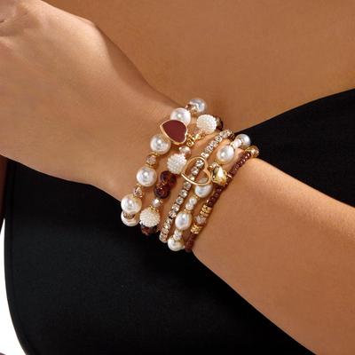 Elegantes Imitationsperlen-Armband-Set: Modische, Vielseitige, Hochwertige, Stapelbare Fünfteilige Handornamente mit Perlen