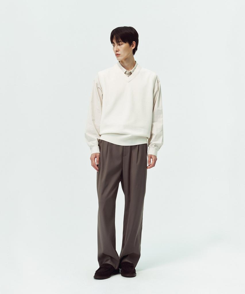 Blankroom V-Neck Knit Vest_Ivory