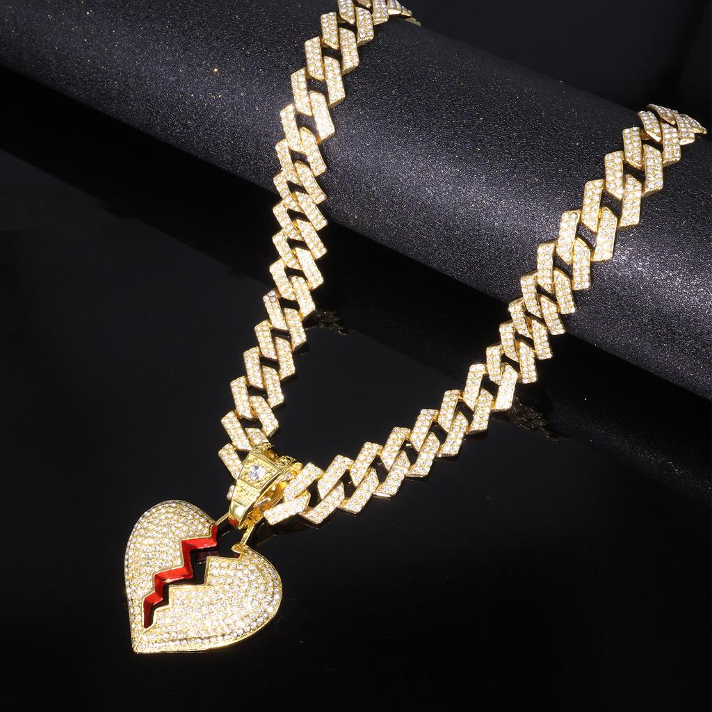 Hip Hop Personality Broken Heart Full Diamond Pendant Hiphop Street Accessories Cuban Chain Fashion Necklace