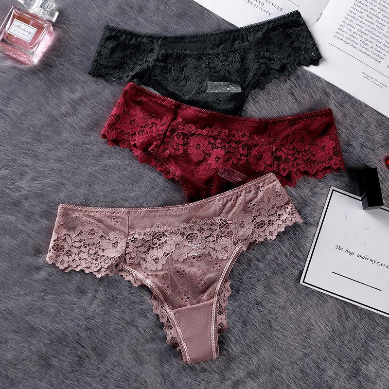 European & American Plus Size Seamless Lace Thongs - Sexy, Transparent, Hollow Design for Women