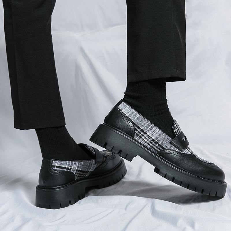 Thick soled casual men's leather shoes Fashion designer's New style Daily Trendy Party Office street youth Black and White shoes