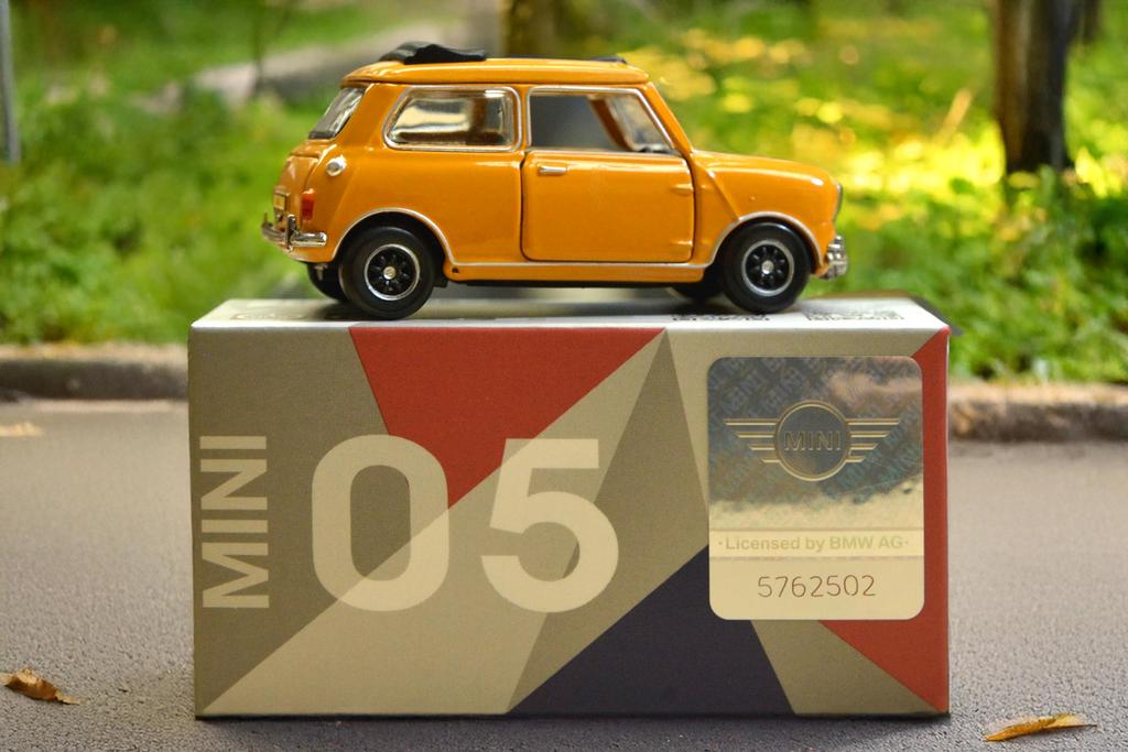 Tiny City Mini Cooper Brown Diecast Mini Car 1/50