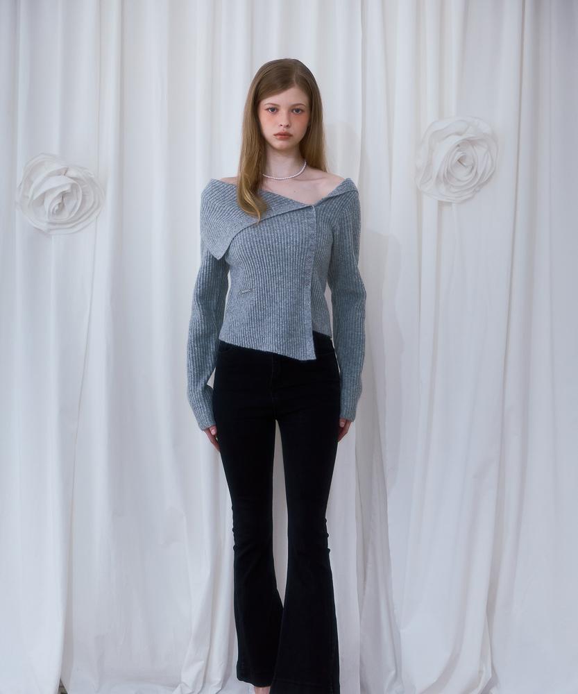 ROSEFRANTZ Unbalance Collar Button Knit [Gray]