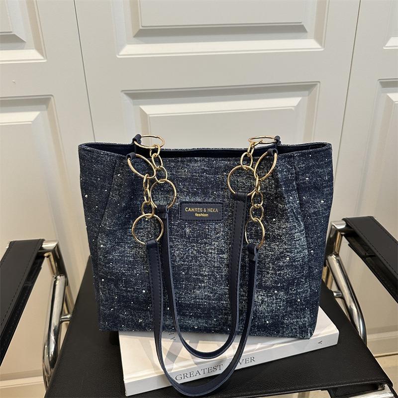 Simple casual commuting large capacity versatile shoulder underarm bag texture new fashion portable tote bag women