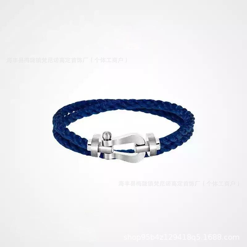 Pulsera de Oro V Full Diamond Cuerda Roja de Herradura de 8 Caracteres Cuerda de Mano de Alambre de Acero