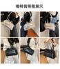 Fashion Atmospheric Handbag 2025 New Retro Oily Leather Large Capacity Shoulder Bag Women's Commuter Messenger Bag