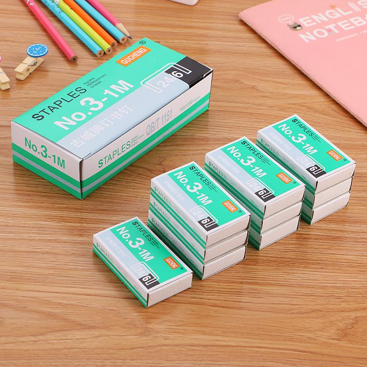 

Universal 24/6 Staples, No. 12 Standard, 1000 Pieces, PVC Hanging Card - Office Stationery
