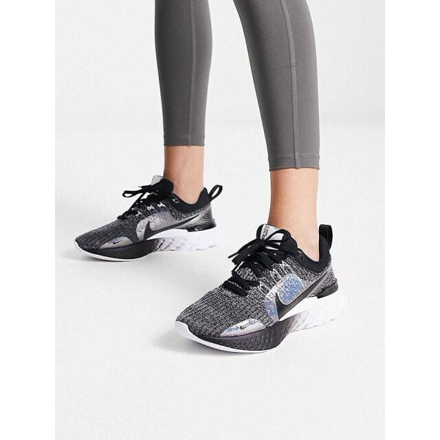 

Белые кроссовки Nike Running React Infinity Run Fly Knit