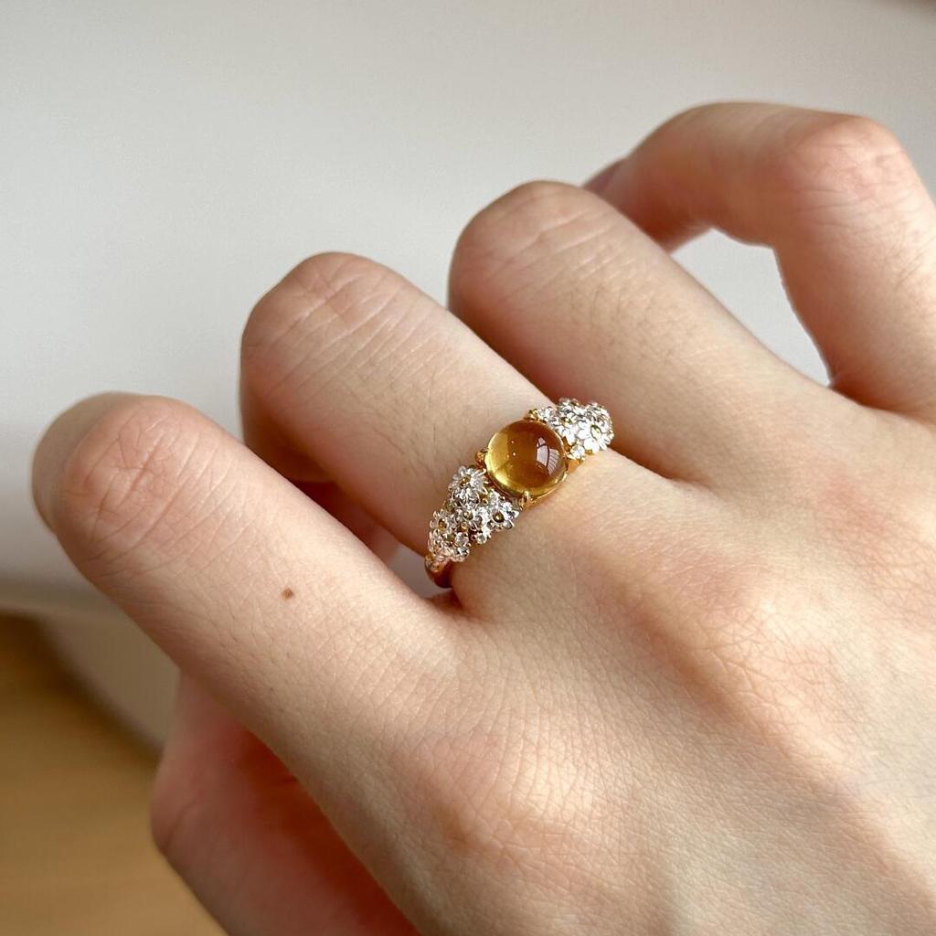 French light luxury egg surface flower ring retro court style noble elegance niche design high-end ring finger ring