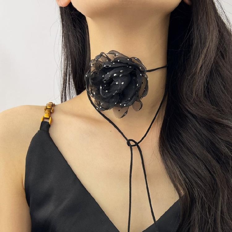 3D Rose Pendant Necklace Versatile Floral Clavicle Chain Simulated Flower Choker