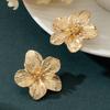 Übertriebene Goldfarbene Metall-Blumenstecker für Damen Französischer Stil Retro-Design Statement-Ohrringe Tägliche Wear Schmuck Geschenke