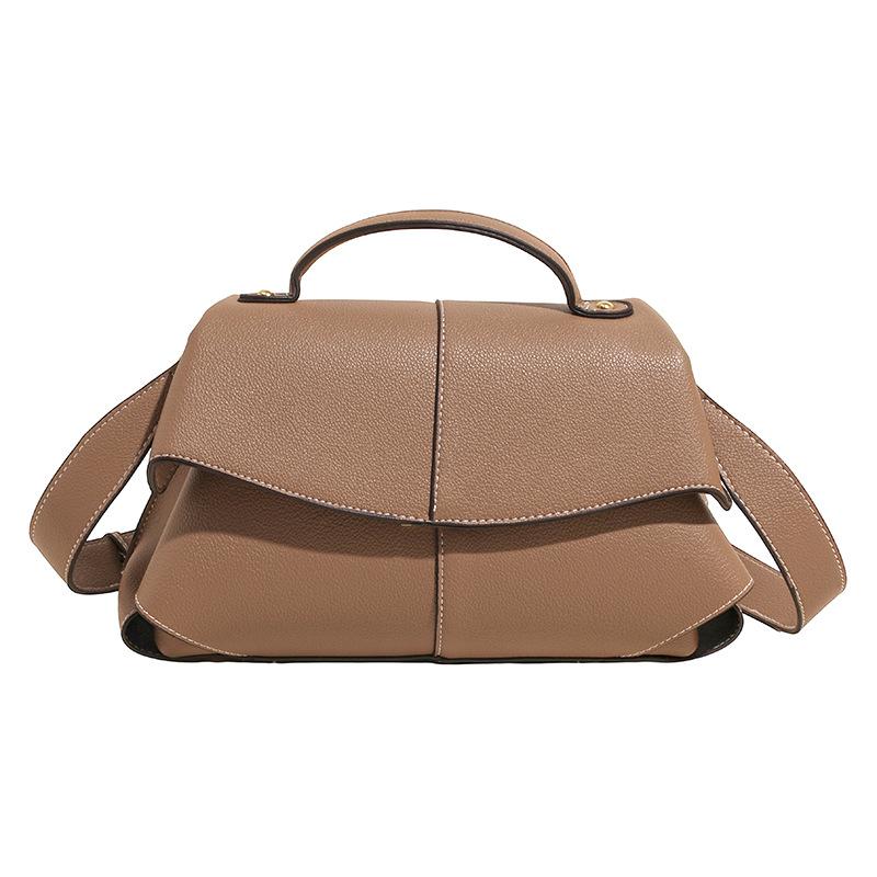 Эта сумочка отличается нишевым дизайнерским чутьем, представляет собой сумку кроссбоди на одном плече и модную женскую сумку в стиле легкой роскоши. хаки