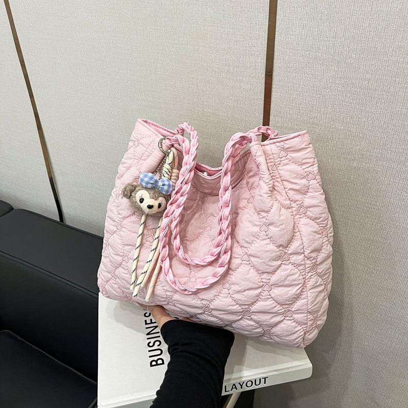 

Popular Korean version of space cotton shoulder bag 2025 new trendy large capacity fashion simple messenger bag casual tote bag single bag розовый