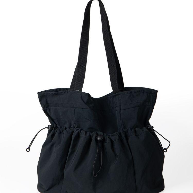 New Korean Style Minimalist Casual Shoulder Bag for Women with Large Capacity and Niche Design, Pleated Commuting Nylon Tote Bag