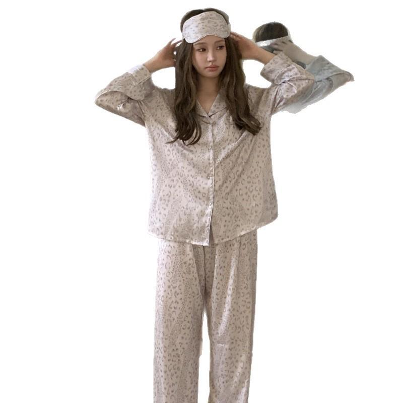 Leopard print ice silk simple casual pajamas women's spring and autumn new long-sleeved large-size loungewear can be worn outside