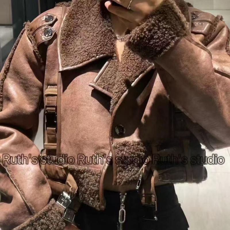 

Женская новая зимняя куртка с большим лацканом, меховая, укороченная, на пряжке, свободная, в стиле локомотив, утолщенная L темно-коричневого