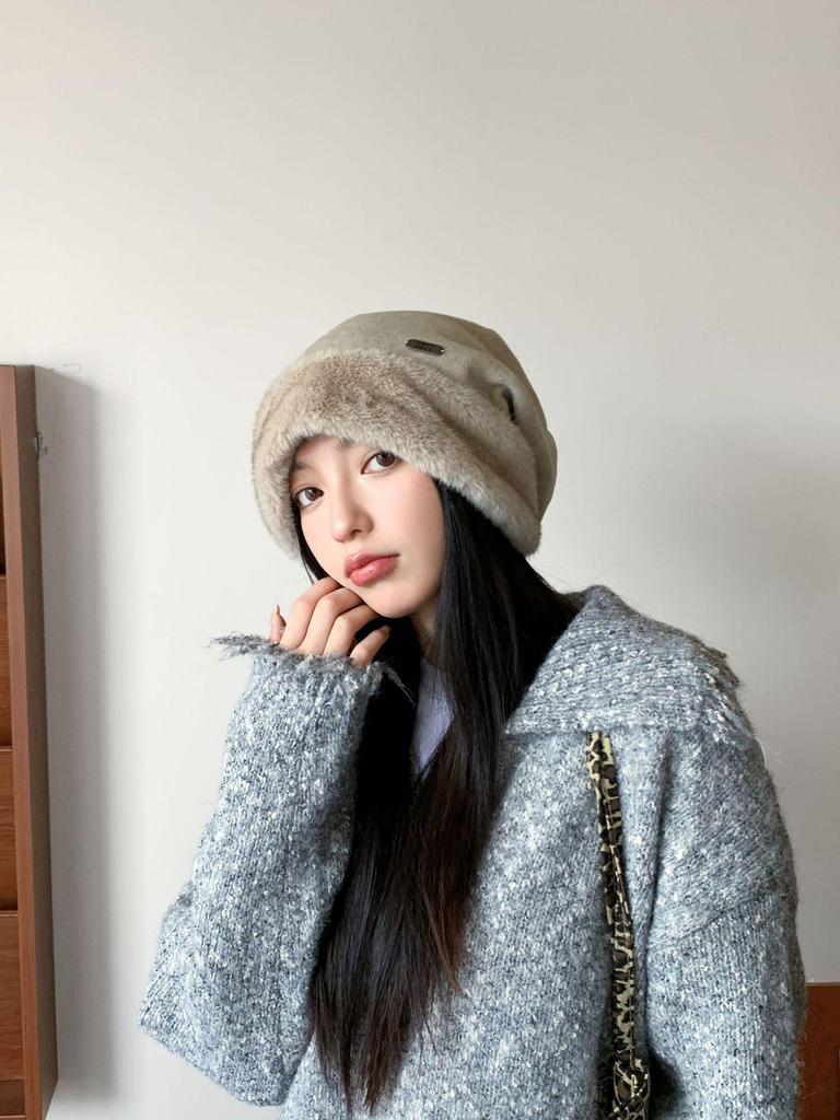 Women's Winter Plush Ear Protection Hat - Korean Style with Loose Fit for Big Head, Cold Protection & Slimming Effect