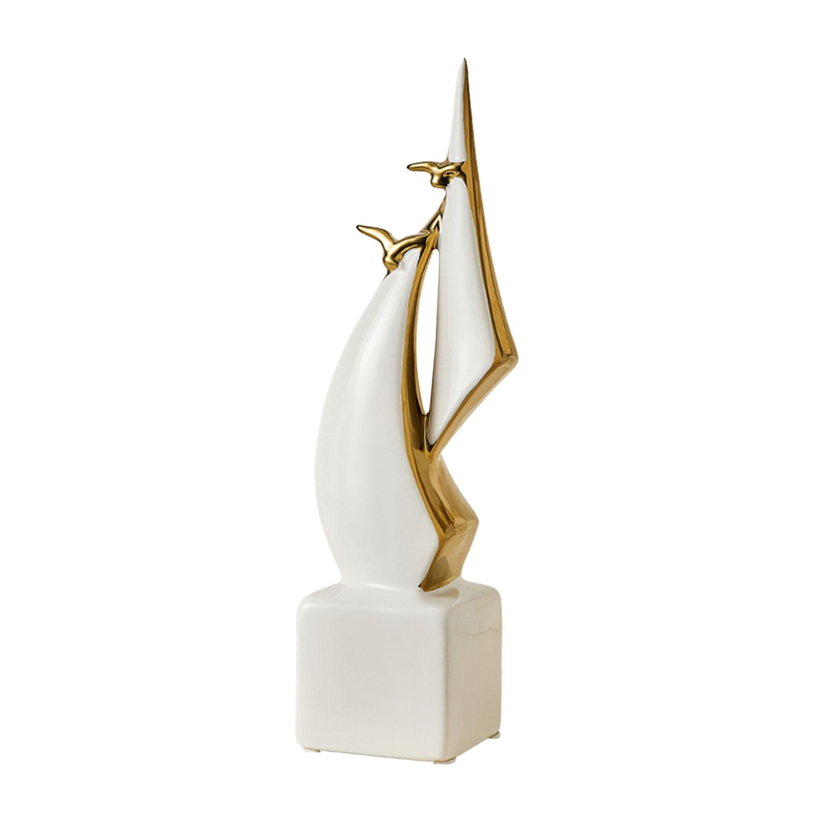 

Sailboat Art Statue Housewarming Gift Collectible Statue Decorative Sailboat Figurine for Bedroom Table Decorations Home Shop