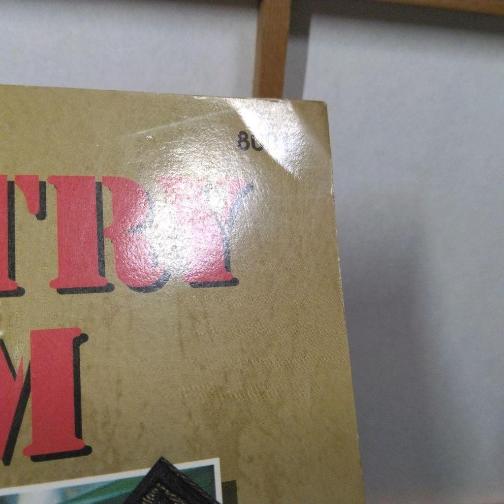 [USED] US Infantry Vietnam Foreign book There are traces of repairs to the spine.