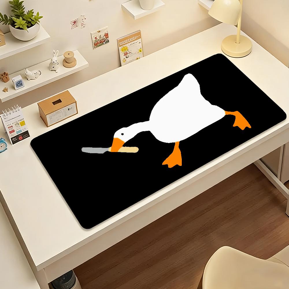 Funny GGoose Mouse Pad Nonslip Locking Edge Desk Mat PC Laptop Accessories Rubber Office Keyboard Large Gamers Decoracion