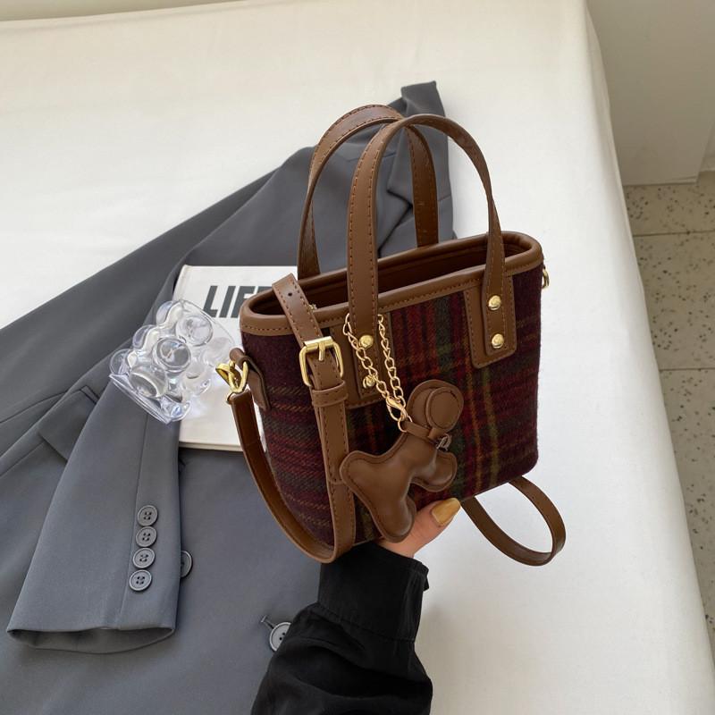 Korean Fashion Small Handbag For Women 2023 Autumn Winter New Color Block Plaid Bucket Bag Cross-border Trend Wool Material красный