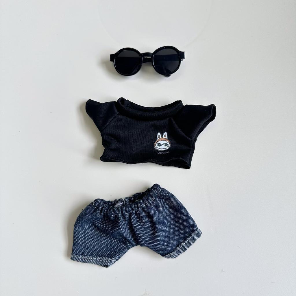 Clothes Only] On Ortwo Generations of LABUBU Doll Clothes Labubu Sat At the Party and Replaced the Black Shirt and Glasses Suit.