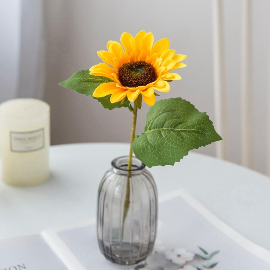 5Pcs of Artificial Flowers Silk Sunflowers Family Room Vases Christmas Wedding Decorations Gardens Bonsai Accessories Scrapbook