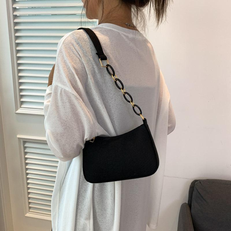 Popular Retro Gentle Temperament Small Square Bag Autumn One Shoulder Handheld Fashionable Casual and Fashionable Underarm Small Square Bag