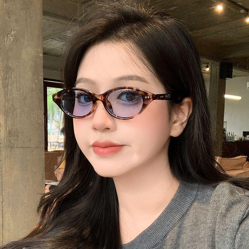 New Vintage Cat Eye Sunglasses Women Men Brand Designer Fashion Goggle Sun Glasses Female Trends Shades Outside Eyewear Uv400