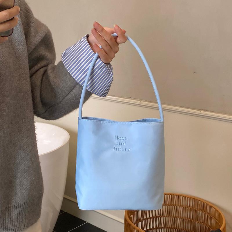 Oxford Fabric Bucket Bag With Magnetic Closure For Daily Commute And Street Style Fashion